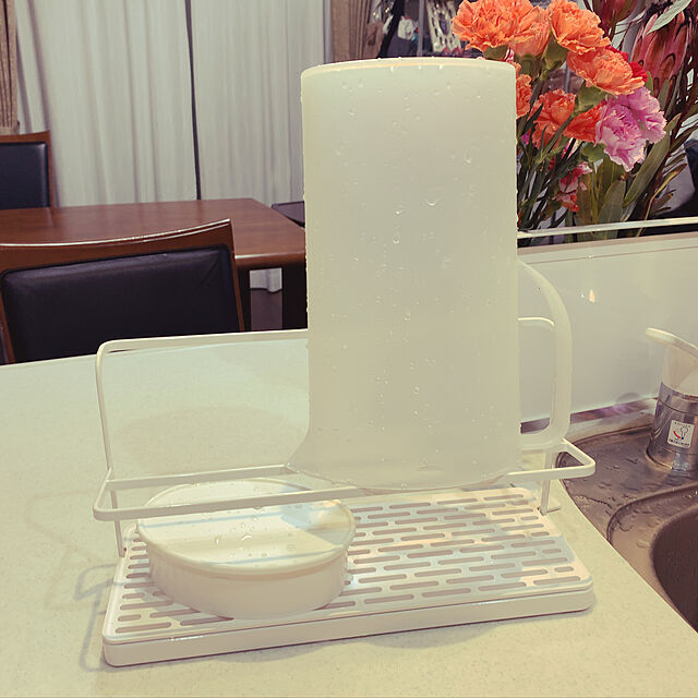 aykのカインズ-カインズ フタ付き 耐熱 耐冷ピッチャー 2.2L ホワイト 120℃〜ー20℃ 料理 お茶 水 お湯の家具・インテリア写真
