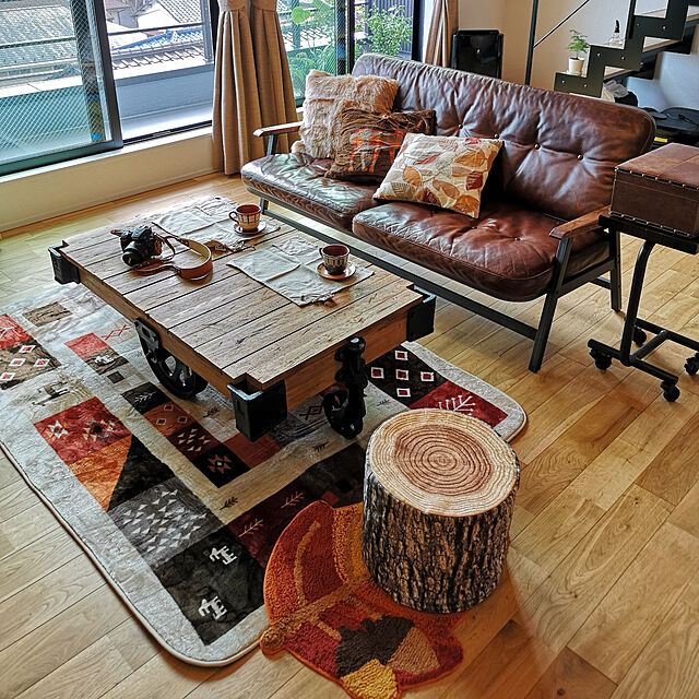 DJ-SIGURのニトリ-クッションカバー(フロッキー リーフ) の家具・インテリア写真