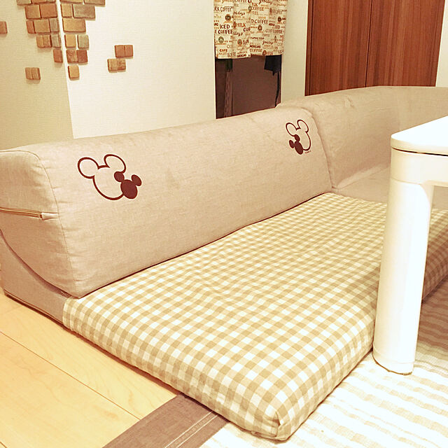 aの-【おうちディズニー化計画】コーナーローソファー3点セット「ミッキーモチーフ」の家具・インテリア写真