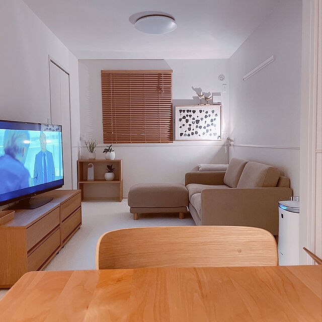 room...ronのニトリ-【10枚以上で販売】タイルカーペット(シャギー IV 40x40) の家具・インテリア写真