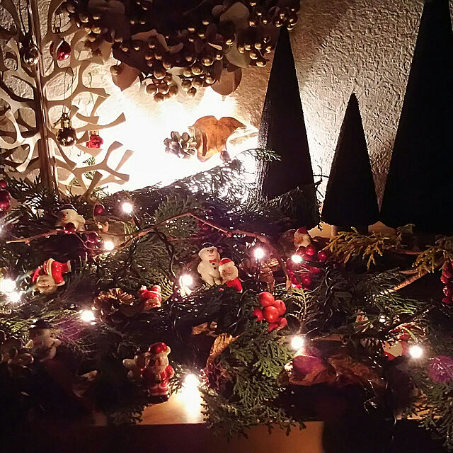 tenntennの-北欧インテリア【LOVI】ロヴィ　クリスマスツリー・もみの木　30cm　ナチュラルウッドの家具・インテリア写真