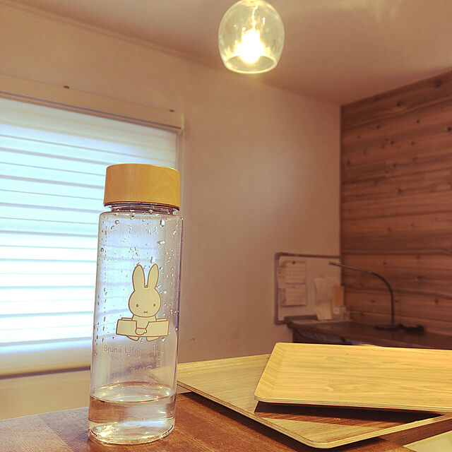ikutamaのニトリ-LEDデスクライト(YP410DL ミドルブラウン) の家具・インテリア写真