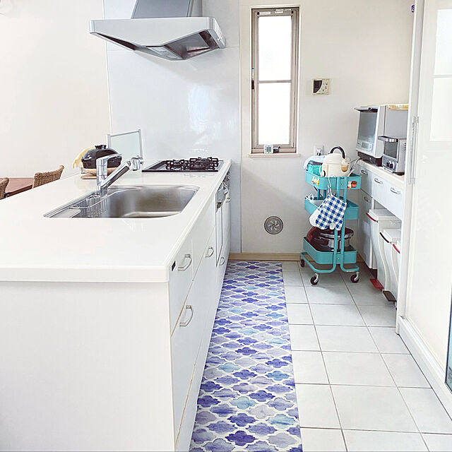 ulalauの-キッチンマット 拭ける 45×240cm おしゃれ かわいい PVC ビニール製 抗菌 防臭 防カビ 防炎 床暖房OK 塩化ビニール ヨコズナクリエーションの家具・インテリア写真