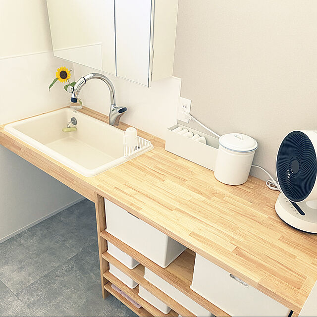 MikiのTOTO-TOTO キッチン用水栓(台付1穴・シングルレバー・タッチスイッチ・ハンドシャワー・吐水切替) TKN34PBTRRの家具・インテリア写真
