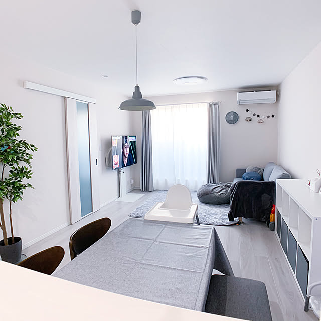 chomoのニトリ-モチモチクッション(N40R GY) の家具・インテリア写真