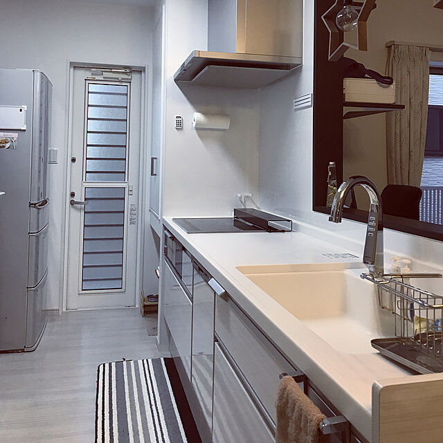 mariの-パナソニック システムキッチン ラクシーナ フラット対面プラン 幅2585 トリプルワイドIH 食器洗い乾燥機 扉グレード30　仮プランの家具・インテリア写真