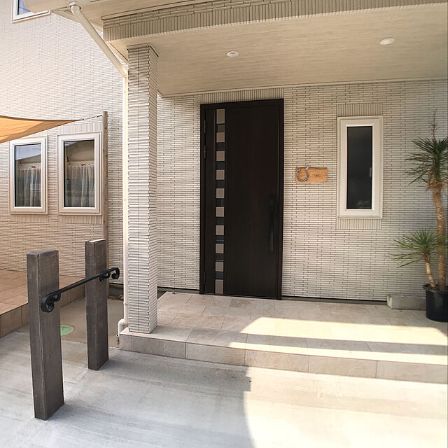 miiiの-玄関ドア LIXIL グランデル 16型デザイン 片開きドア リクシル トステム TOSTEM アルミサッシの家具・インテリア写真