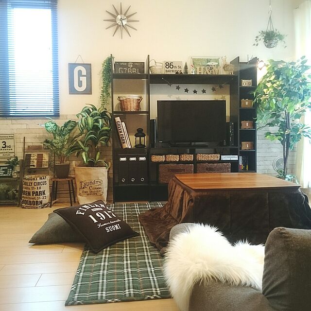 Mikaの明和グラビア-MEIWA アクセント壁紙(腰壁シート) タイル調 92cm×2.5m ベージュの家具・インテリア写真