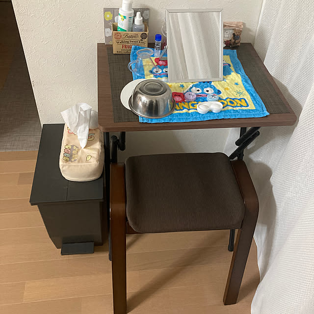 ニトリ 折りたたみテーブル デスク 幅70cm 支離滅裂 ライトブラウン ニトリ 折りたたみテーブル デスク 幅70cm 支離滅裂 ライトブラウン