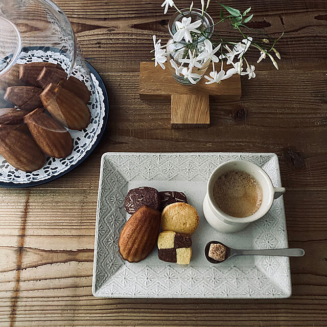 momijiの-ケーキトレー ケーキトレイ 黒 テーブルウェア カフェ風 おしゃれ ケーキドームシリーズ モダンブラックトレイSの家具・インテリア写真