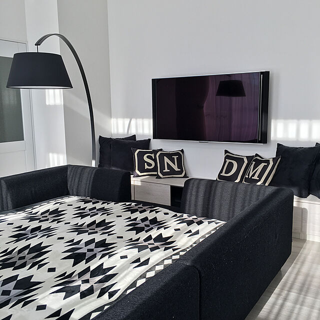 nanaのDOUBLE ESPRESSO-DOUBLE ESPRESSO クッションカバー イニシャル (N)の家具・インテリア写真