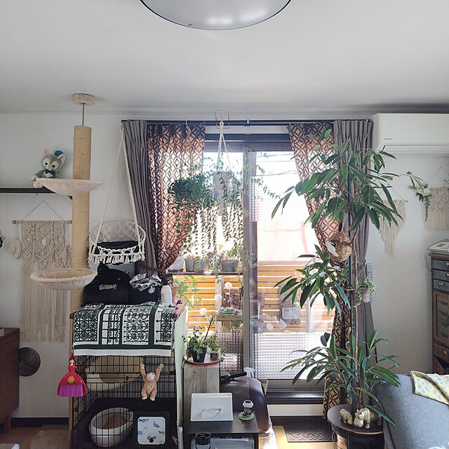 hiro3の-キャットタワー　おうちで木登りタワー 突っ張り 爪研ぎ 木登り 猫 イタズラ防止 引っかき ペピイオリジナルの家具・インテリア写真