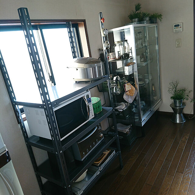 Kの東芝-（納期目安：1-2週間）TOSHIBA 東芝 オーブントースター HTRL7ES シルバーの家具・インテリア写真