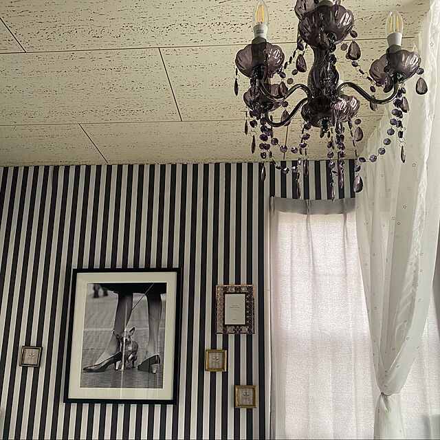 tomoの-ポスター レオパードスカート アートボードの家具・インテリア写真