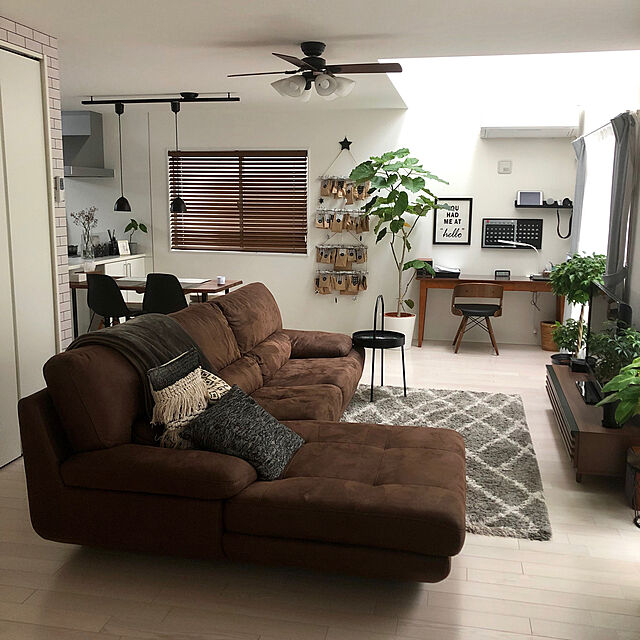 ma08のニトリ-遮光2級カーテン(レーナ グレー 100X200X2) の家具・インテリア写真