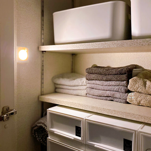 sunabaのイケア-OLEBY オーレビー ワードローブ照明 センサー付きの家具・インテリア写真