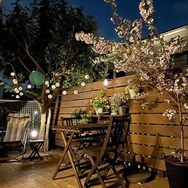 kotoriccoのイケア-ASKHOLMEN アスクホルメン テーブル＋折りたたみチェア4 屋外用の家具・インテリア写真