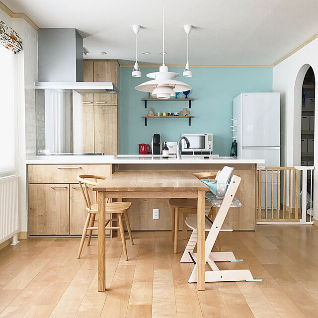 m_home.swhの無印良品-無垢材テーブル・オーク材・幅１４０ｃｍの家具・インテリア写真
