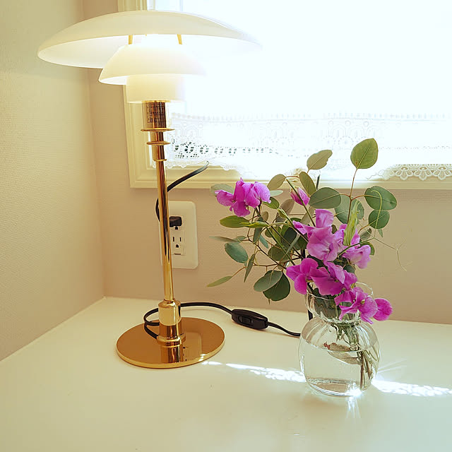 iskgのYAMAGIWA-正規品｜北欧照明｜Louis Poulsen(ルイスポールセン) テーブル照明 PH3/2 真鍮メタライズドの家具・インテリア写真