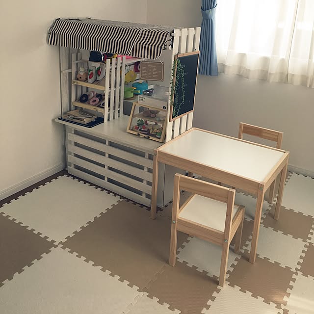 YukoのIKEA (イケア)-IKEA(イケア) L?TT 10178413 子供用テーブル チェア2脚付, ホワイト, パイン材の家具・インテリア写真