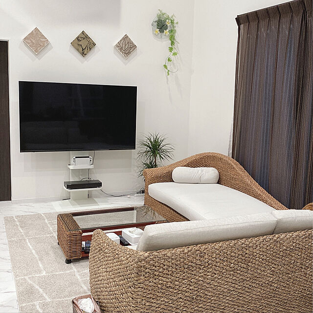 sa-yaの株式会社ナカムラ-EQUALS イコールズ テレビ台 自立型テレビスタンド WALL S1 ハイタイプ 32～80V対応 ウォールナットの家具・インテリア写真