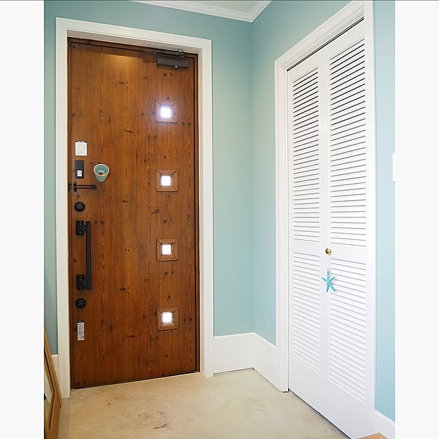 写真付きレビュー 壁掛け マグネット おしゃれ 玄関 カギ 小物入れ 鍵 ラック フック 北欧 小物収納 石膏ボード ウォールポケット 玄関扉 ドア 冷蔵庫 キッチン 印鑑 ハンコ 収納 イデアコ ハンガーフック 飾り棚 雑貨 デカッポ 壁面収納 ポイント10倍 送料無料 写真付きレビュー 壁掛け マグネット おしゃれ 玄関 カギ 小物入れ 鍵 ラック フック 北欧 小物収納 石膏ボード ウォールポケット 玄関扉 ドア 冷蔵庫 キッチン 印鑑 ハンコ 収納 イデアコ ハンガーフック 飾り棚 雑貨 デカッポ 壁面収納 ポイント10倍 送料無料