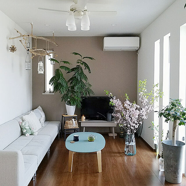 moniの-ターナーミルクペイント ピスタチオグリーン 200ml/ターナー色彩の家具・インテリア写真