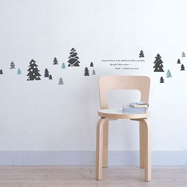 SangSangHooの-ウォールステッカー 飾りつけ 剥がせる 英字 ガラス 北欧 雑貨 飾り 木 パーティ 小さな木の森の家具・インテリア写真