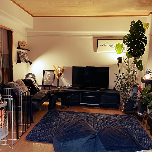 naoの-ウッドカーペット 8畳 江戸間 350×350 畳の上 フローリング 軽量 0W9008Tの家具・インテリア写真