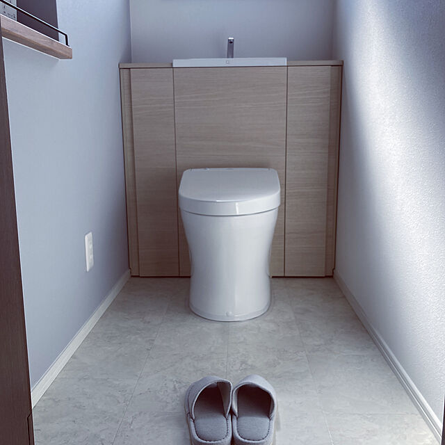 poturiのニトリ-洗えるトイレスリッパ 2個セット(スミス3 GY) の家具・インテリア写真