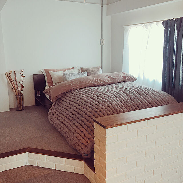 kankoの-ベッド セミダブル セミダブルベッド ベッドフレーム ロータイプ ローベッド フロアベッド ベット すのこ すのこベッド ウォルナット ナチュラル ブラウン おしゃれ 北欧風 一人暮らし サイズ SD 木製 新生活の家具・インテリア写真