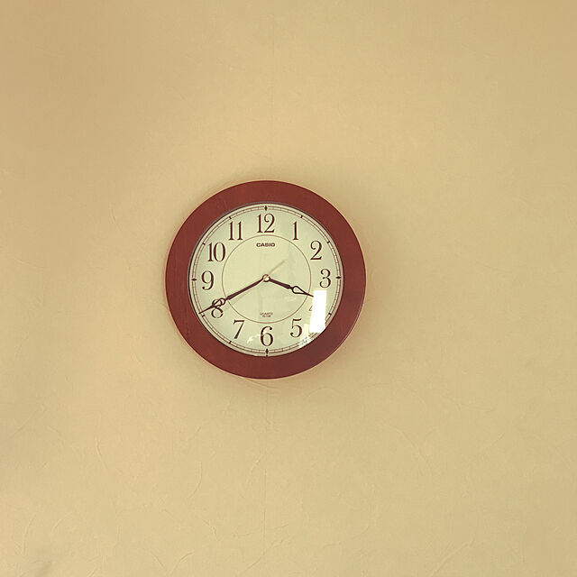 yutatanaka1022の-カシオ Wall Clocks  Casio  IQ126-5D ラウンド Wood フレーム ホワイト フェイス Easy to Read Wall No Ticking 時計の家具・インテリア写真