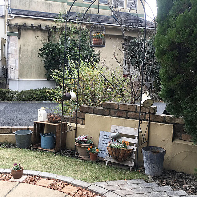 minakoの-ドゥーズジャンクジョーロC-UN４１２　ガーデニング雑貨　ガーデニング　エクステリア　ナチュラルガーデン　シンプル　植木鉢　鉢　プランター　ジョーロの家具・インテリア写真