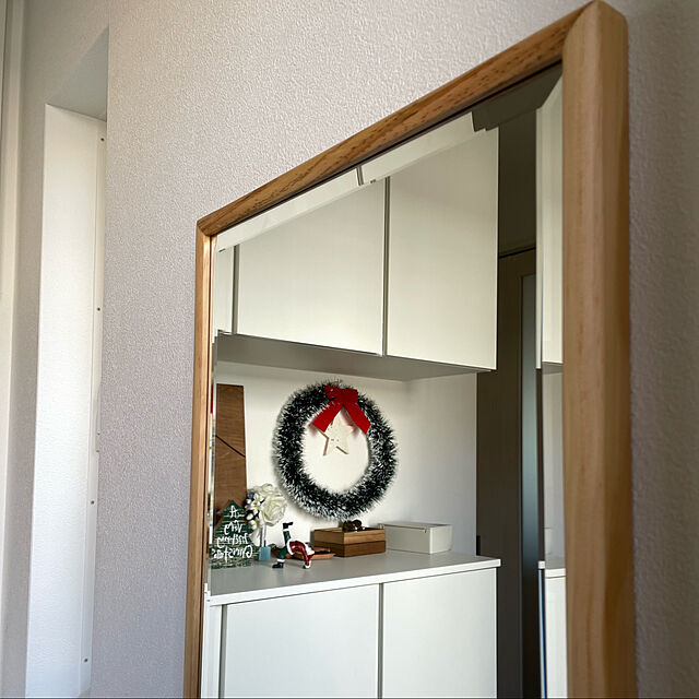 osaruのWill-Limited.-壁掛けもできる 姿見 鏡 木製 スタンドミラー "ベベル"　飛散防止・面取り仕上げの家具・インテリア写真