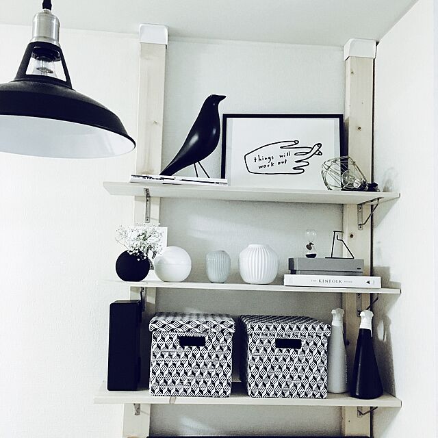 JANEの-Cooee Design ボンボニエール 12cm ホワイト 小物入れ　北欧 スウェーデンの家具・インテリア写真