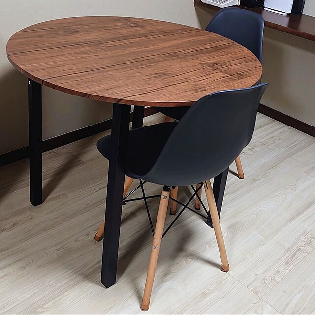 nachanの-ダイニング テーブル 単品 円形 幅 90cm ブラウン ブラック モダン シンプル ヴィンテージ 木製 スチール デザイン 4人掛けの家具・インテリア写真