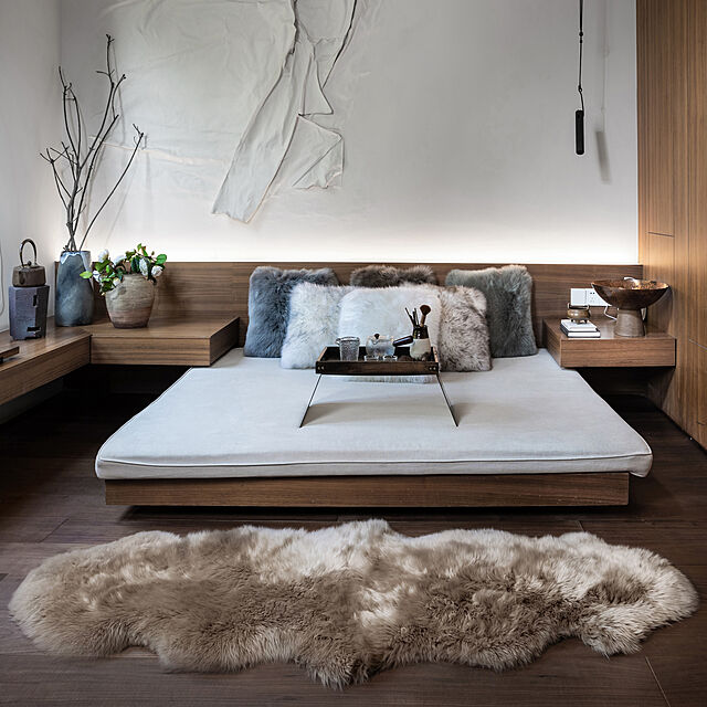 livingfineの丸八真綿-長毛ムートンラグ 2匹サイズの家具・インテリア写真
