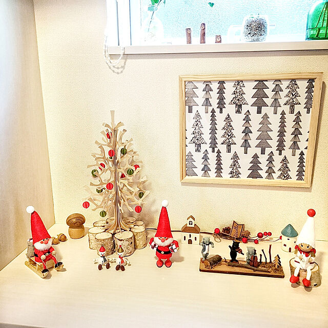 nyancoの-【正規品】NORDIKA nisse ノルディカ ニッセ クリスマス 木製人形（そりに乗ったサンタ／レッド／NRD120072) 【北欧雑貨】の家具・インテリア写真