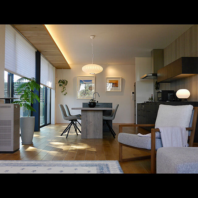 Norikaのrugoo-rugooオリジナル 日本製ビンテージ風モケットラグの家具・インテリア写真
