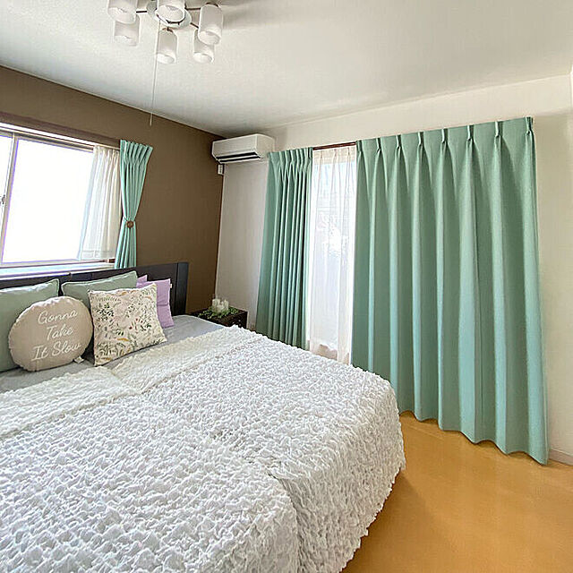 airpuricの-Cover「カバー」　遮光１級カーテン（両開き用２枚セット）の家具・インテリア写真