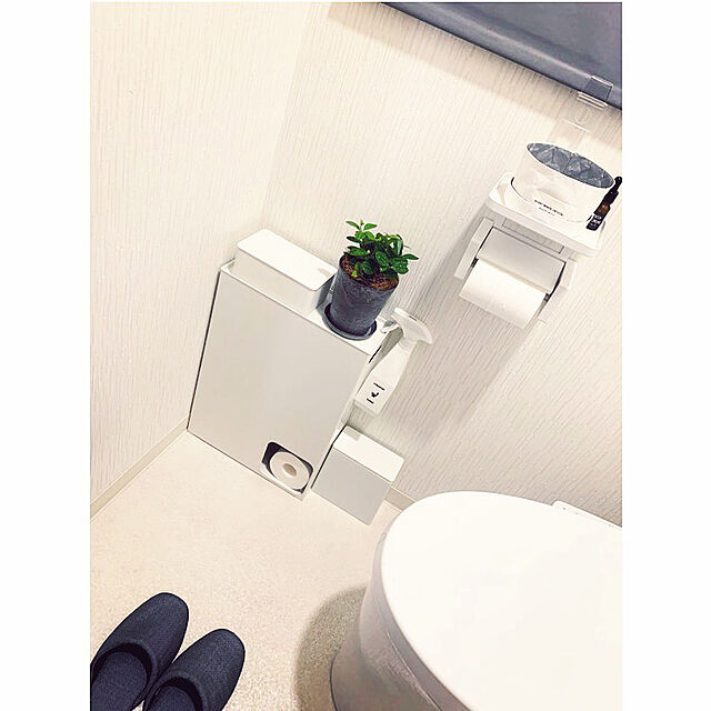 YOOOKOの山崎実業-送料無料　山崎実業 トイレットペーパーストッカー　タワー　ホワイト　WHの家具・インテリア写真