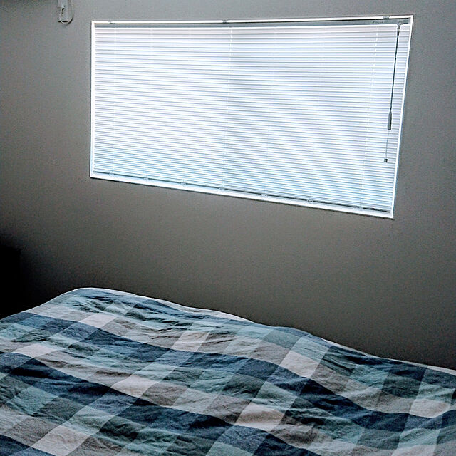 pikupikumaruの-アカリナ ヨコ型ブラインド　横幅131〜150cm 高さ131〜160cm 明るいブラインドカーテン 選べるサイズ 外から見えない 暑さ対策 軽量 汚れないの家具・インテリア写真