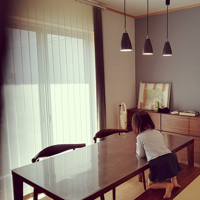 Yukoの-ニチベイ 縦型ブラインド アルペジオ シングルスタイル（羽幅75mm） NBグラス遮熱 A7907〜A7909 幅281〜320cm×丈121〜160cm 送料無料 たて型ブラインド カーテンの家具・インテリア写真