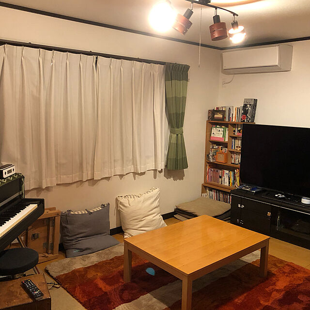 Mihoの-モコラグストライプ正方形 190×190cm 塩系インテリアになじむ心地よいグラデーションの家具・インテリア写真