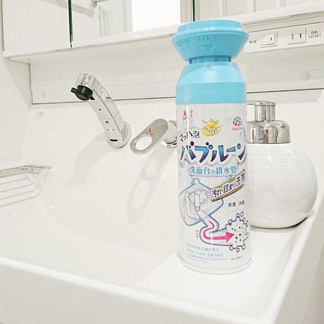 matu-820の-アース製薬 らくハピ マッハ泡バブルーン 洗面台の排水管 200mL×1個 泡洗浄 洗面台の排水管の家具・インテリア写真