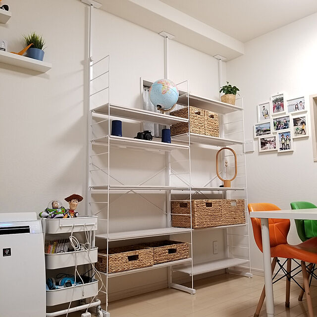 atsuのIKEA (イケア)-IKEA(イケア) MOSSLANDA アート用飾り棚, ホワイト (70297465)の家具・インテリア写真