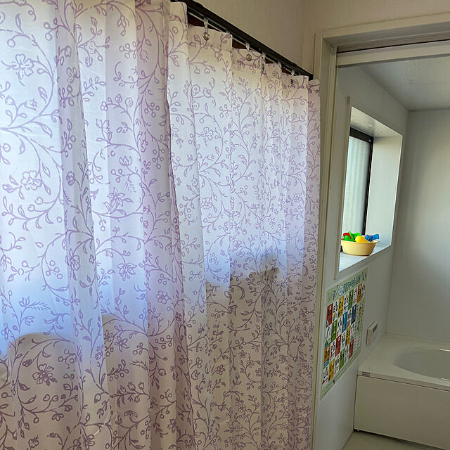 zabonzabonのカインズ-カインズ(CAINZ) シャワーカーテン 幅150cm 奥行130cm ホワイト フルール 植物 柄 シャワーカーテン 浴室小物 風呂 お風呂 風呂小物の家具・インテリア写真