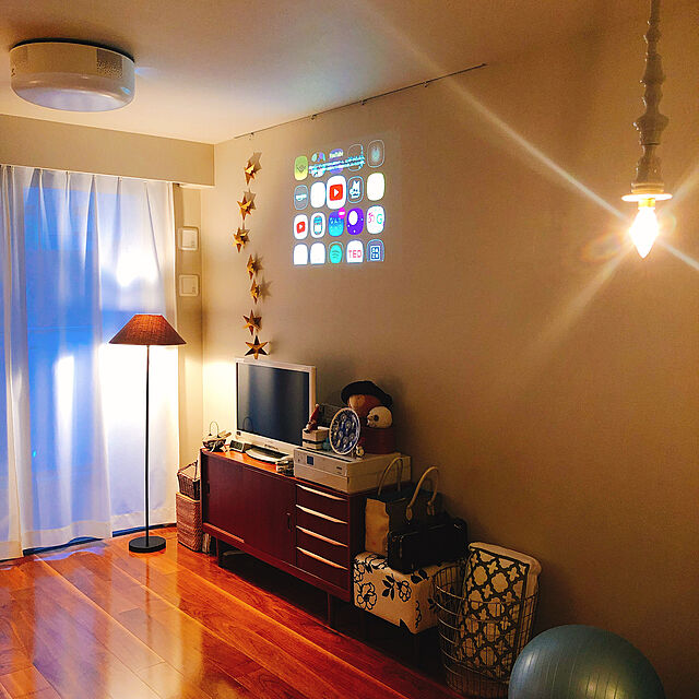 skyblueの-popIn Aladdin ポップインアラジン PA18U02VN [プロジェクター・スピーカー内蔵シーリングライト] (白)の家具・インテリア写真