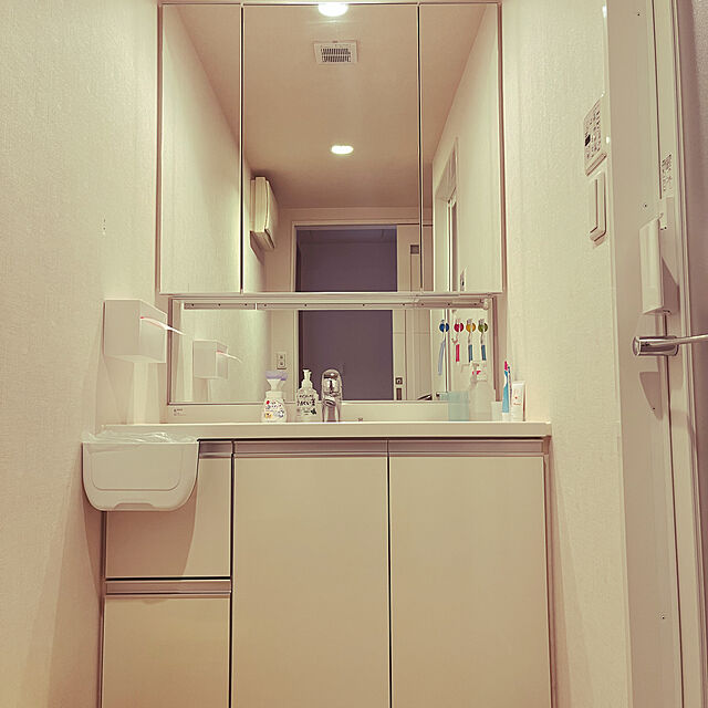 kumikoのノーブランド品-ダイソー ゴミ箱 スクエアの家具・インテリア写真