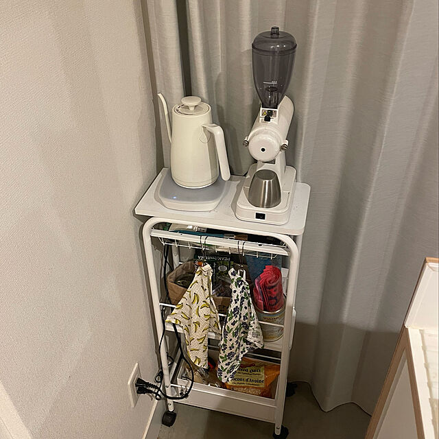 mimiの山善-山善 電気ケトル ＹＫＧ−Ｃ８００−Ｗ　ホワイト　［０．８Ｌ］の家具・インテリア写真